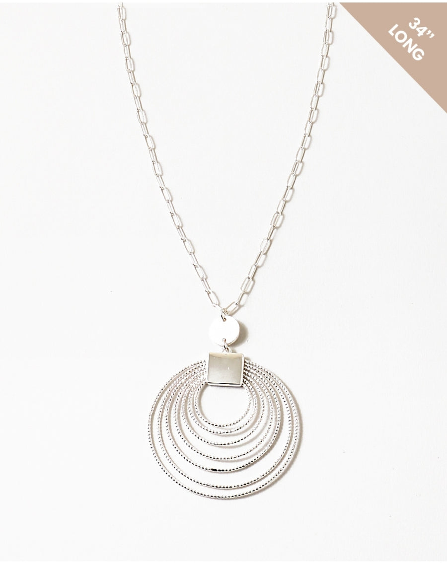 Circle chain pendant necklace